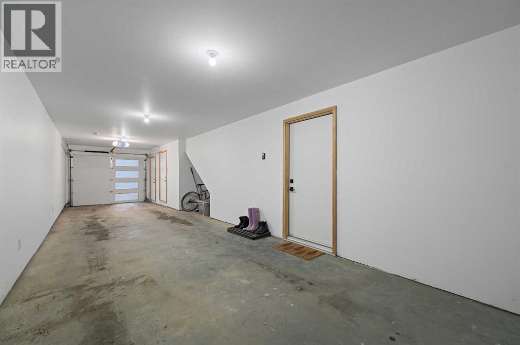 Photo 42 of 2100 17 A Street Sw, Calgary AB