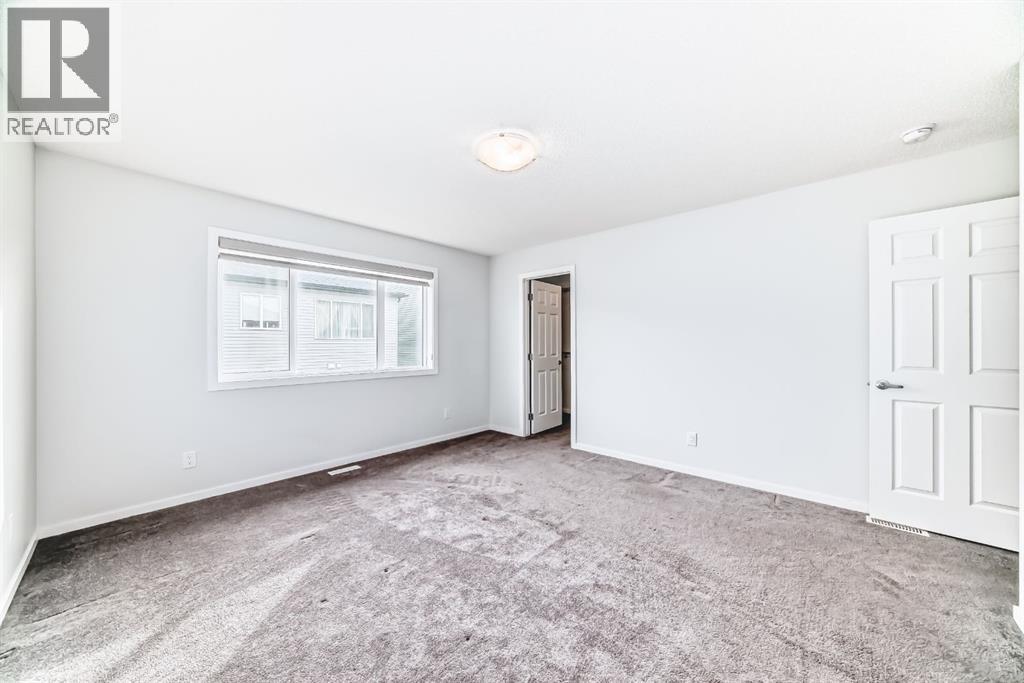 Photo 26 of 140 Carringham Road Nw, Calgary AB