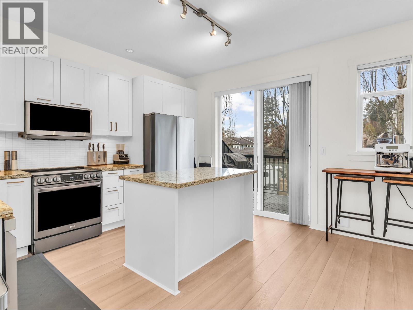 Photo 3 of 11 1248 Holtby Street, Coquitlam BC