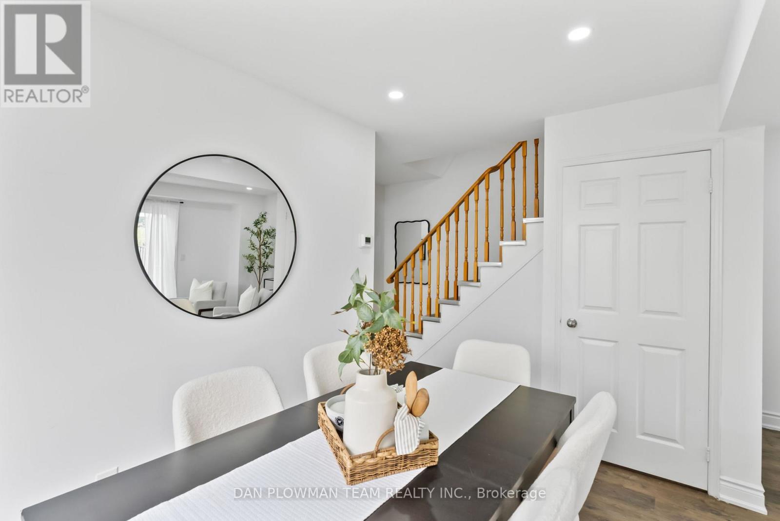 Photo 11 of 1411 Beaverbrook Court, Oshawa ON