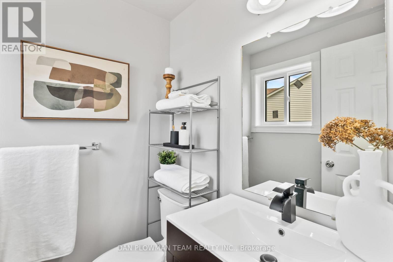 Photo 22 of 1411 Beaverbrook Court, Oshawa ON