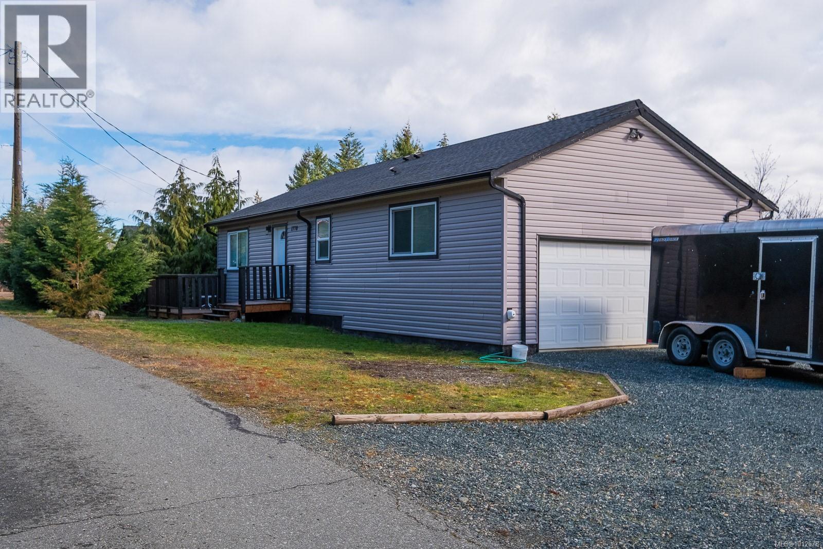 Photo 1 of 1770 Jay Bell Trail, Qualicum Beach BC