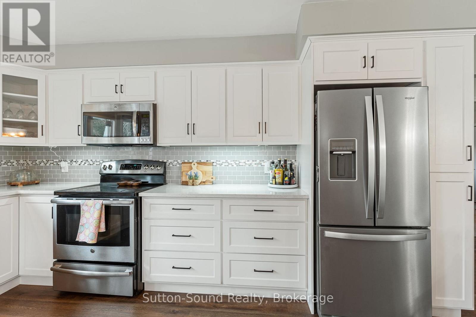 Photo 11 of 403 Simcoe Avenue, South Bruce Peninsula ON