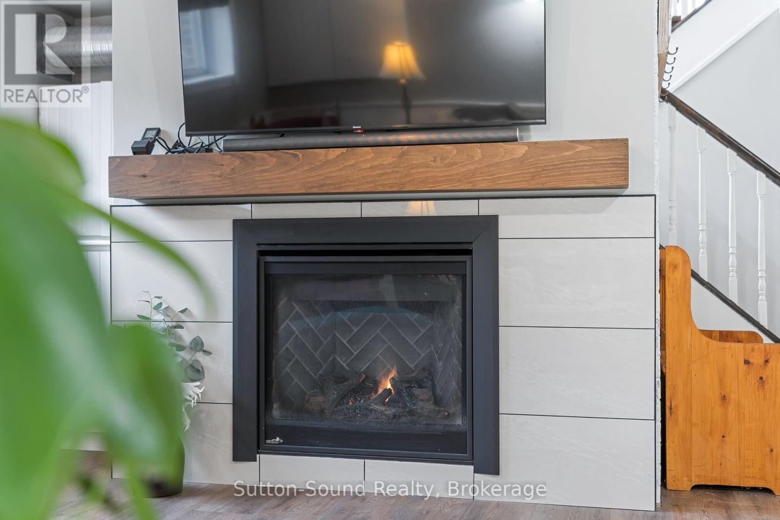 Photo 32 of 403 Simcoe Avenue, South Bruce Peninsula ON