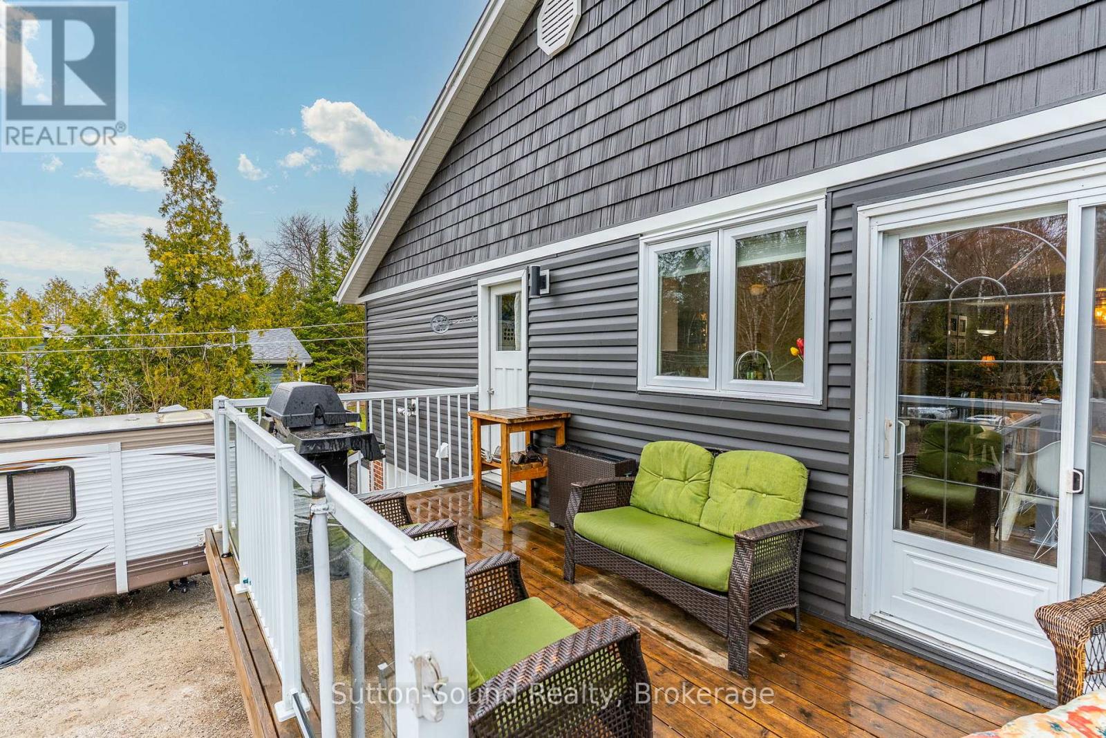 Photo 40 of 403 Simcoe Avenue, South Bruce Peninsula ON
