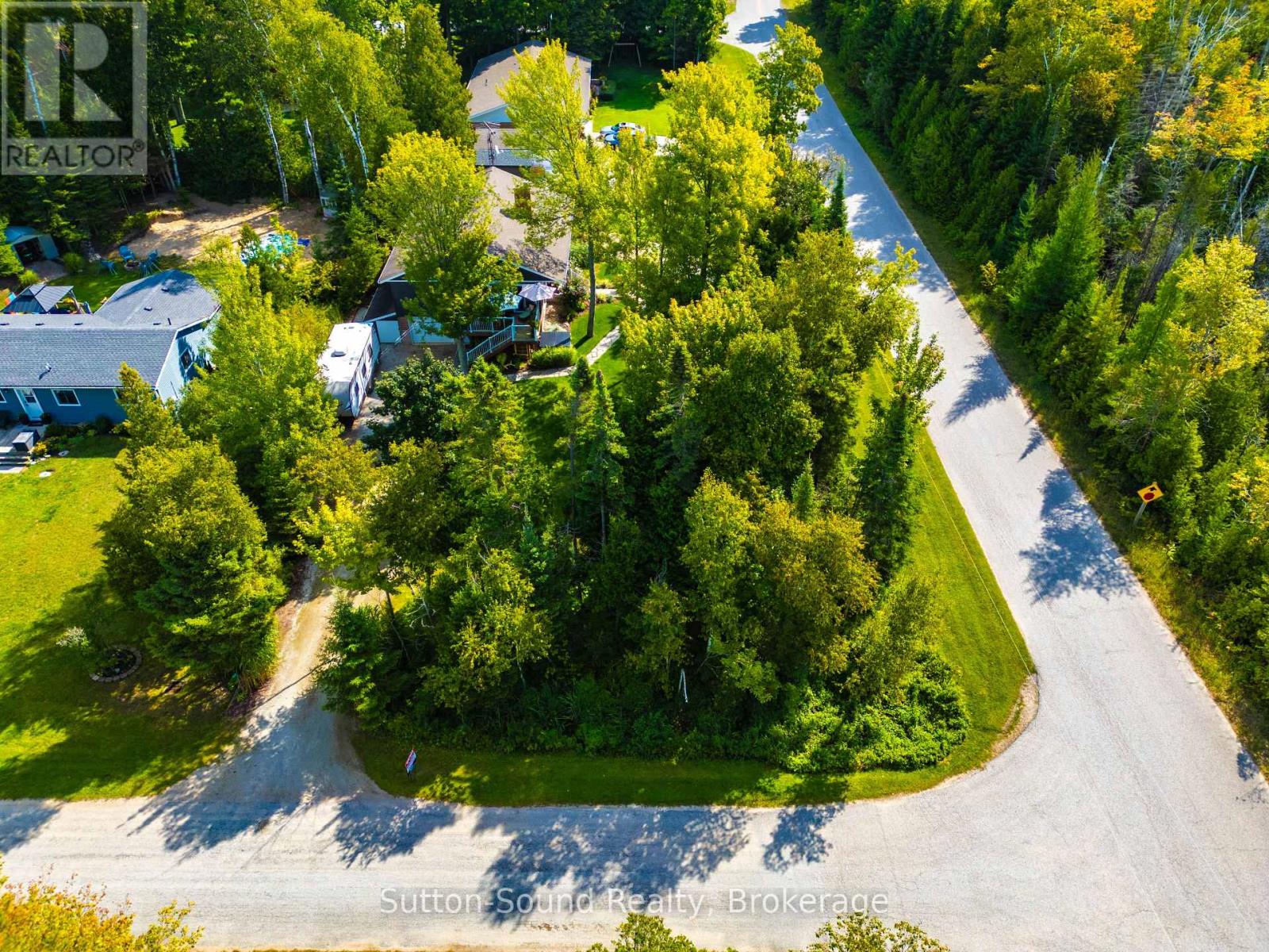 Photo 46 of 403 Simcoe Avenue, South Bruce Peninsula ON