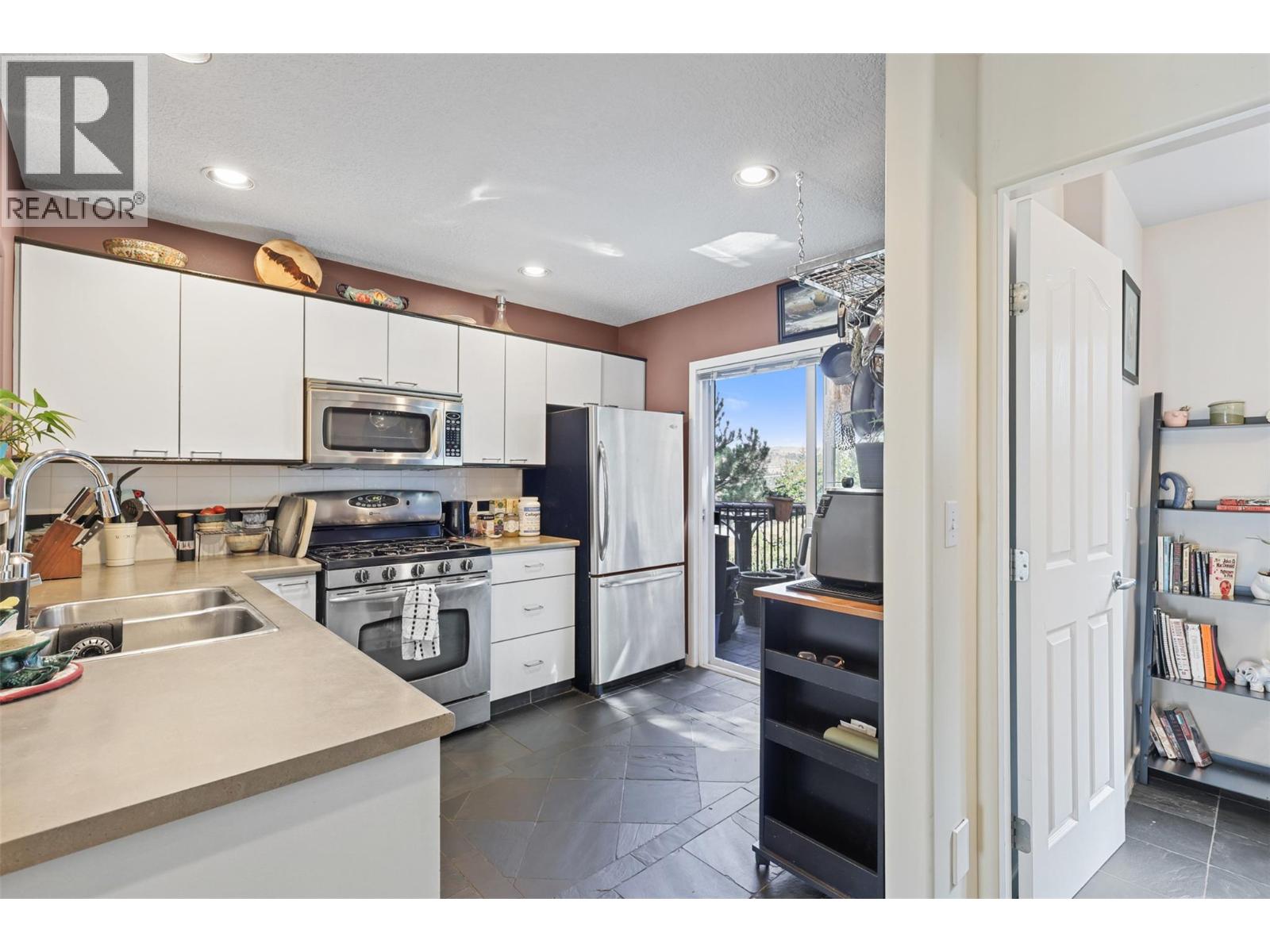411 ABERDEEN Drive Unit# 25, Kamloops
