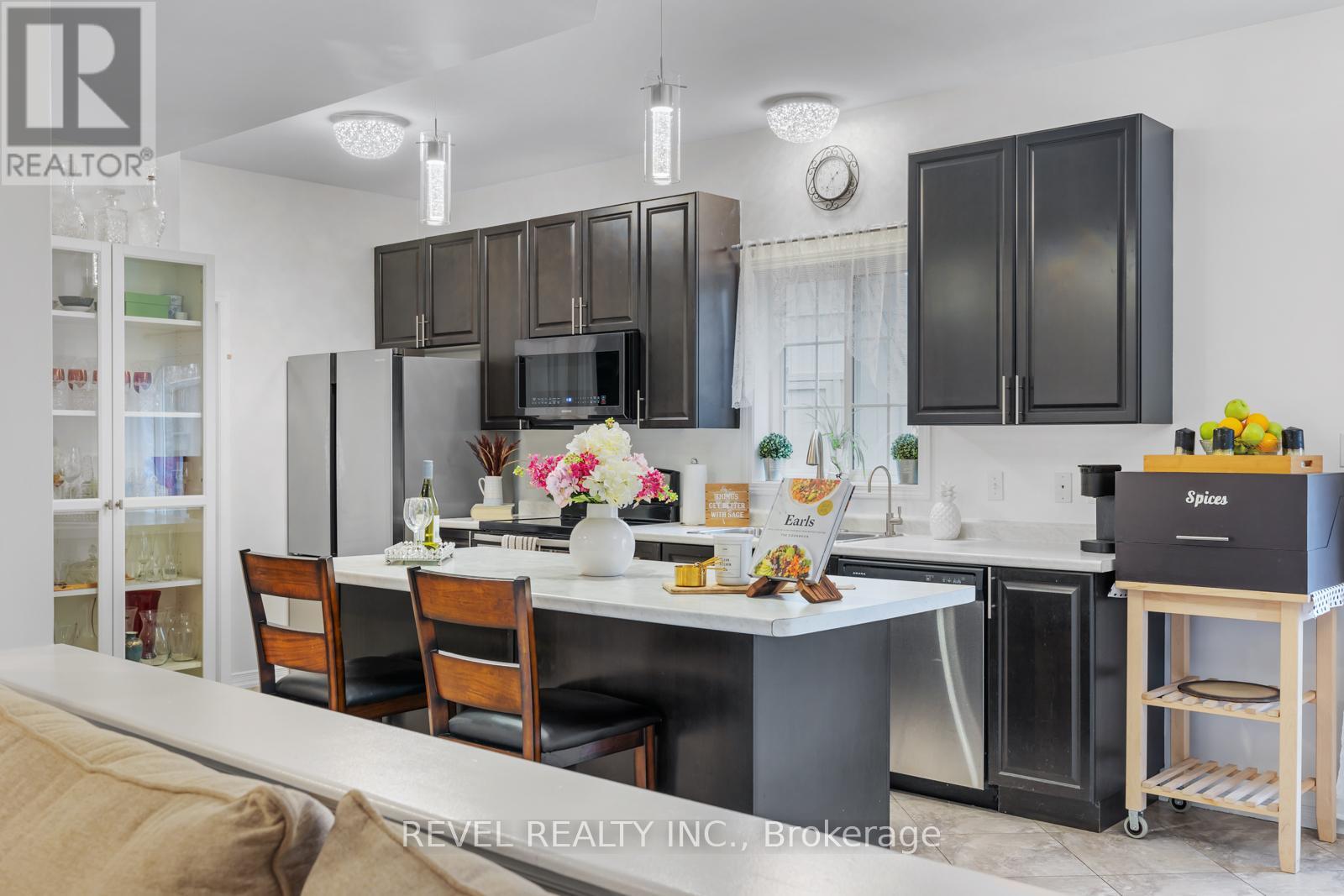 Photo 11 of 1254 Leslie Drive, Innisfil ON