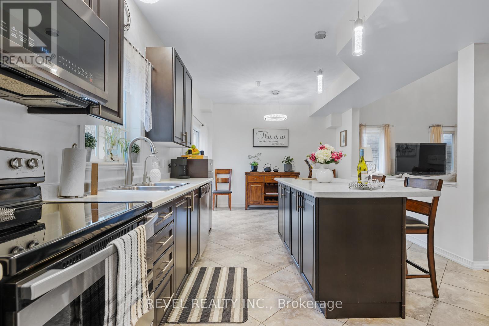 Photo 13 of 1254 Leslie Drive, Innisfil ON