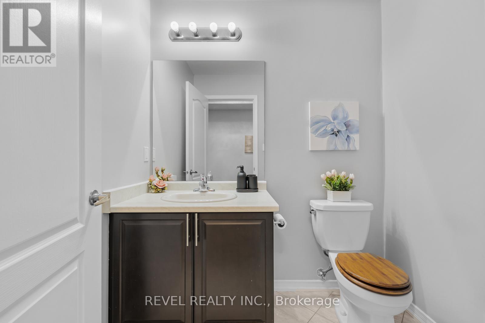 Photo 15 of 1254 Leslie Drive, Innisfil ON