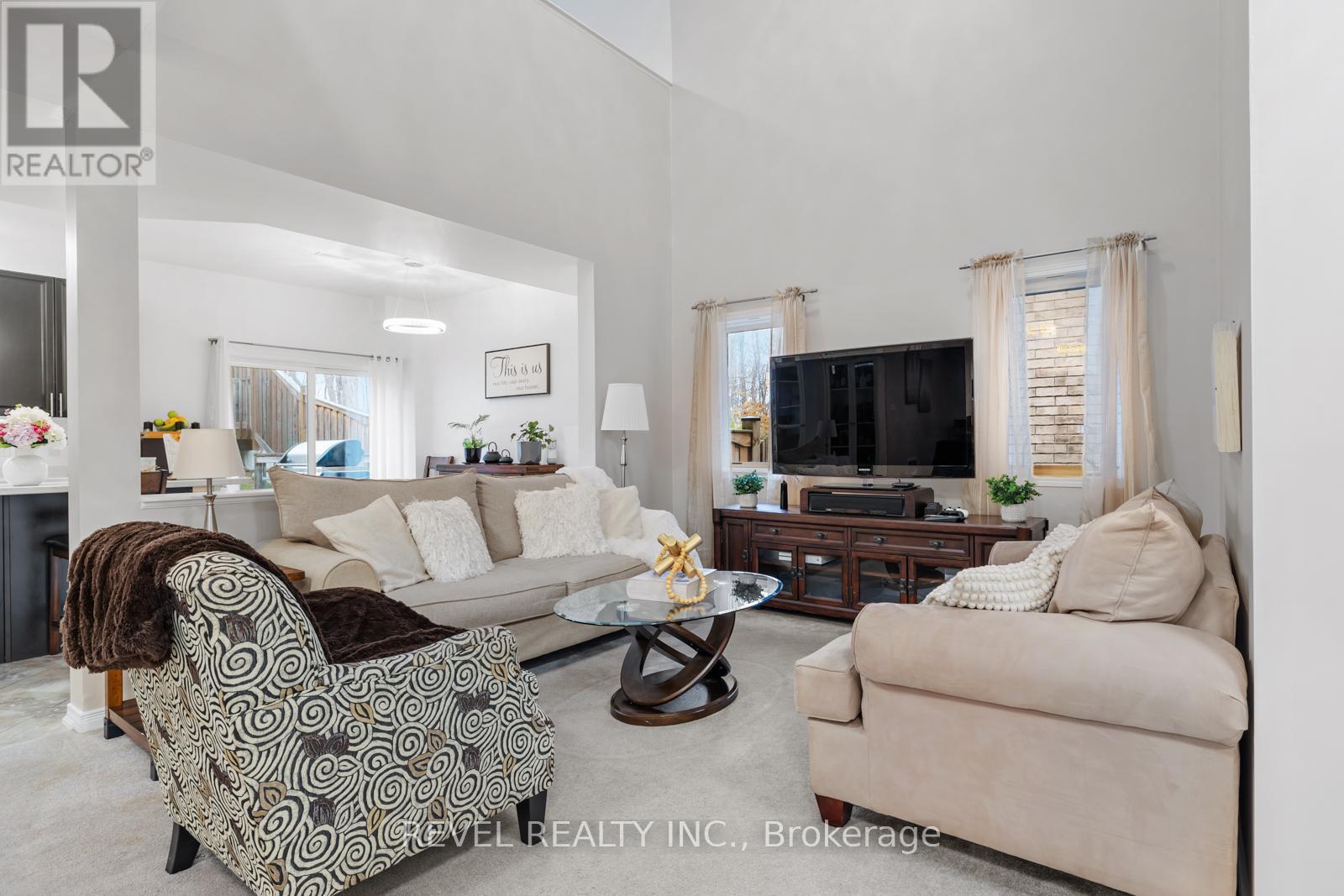 Photo 6 of 1254 Leslie Drive, Innisfil ON