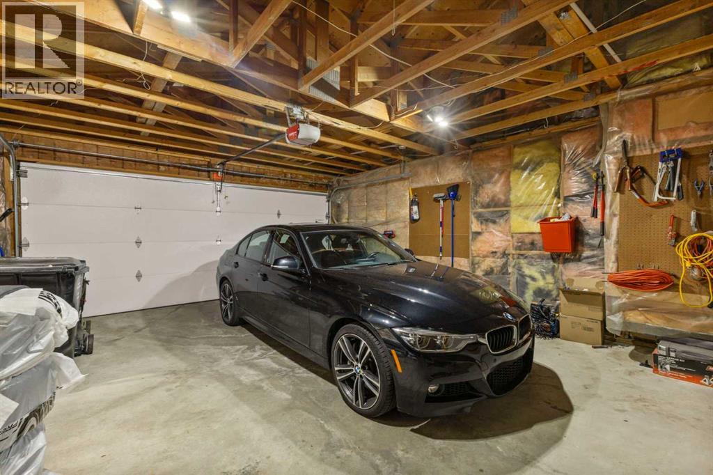 Photo 36 of 111 Edgebyne Crescent Nw, Calgary AB