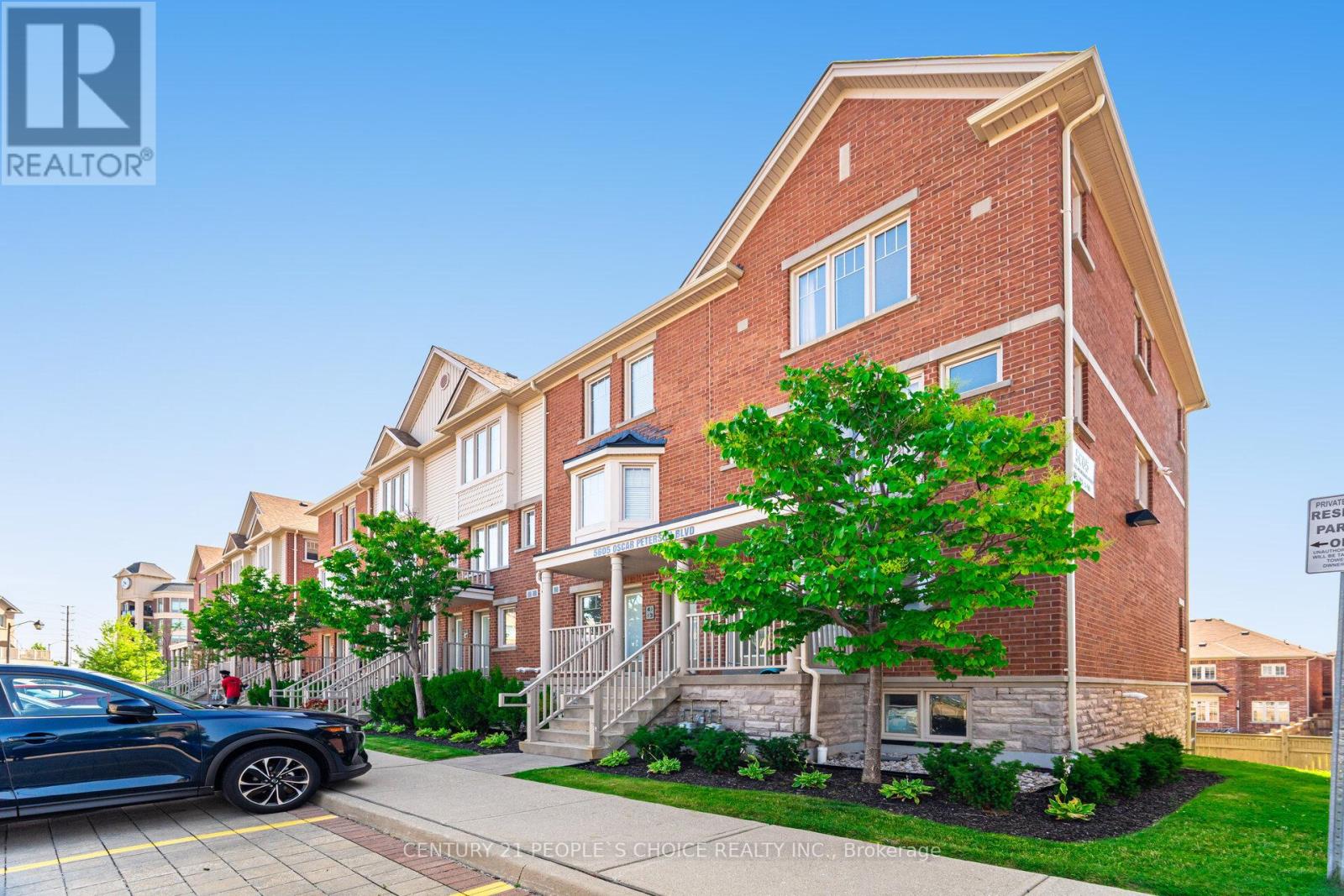Photo 4 of 2 5605 Oscar Peterson Boulevard, Mississauga ON