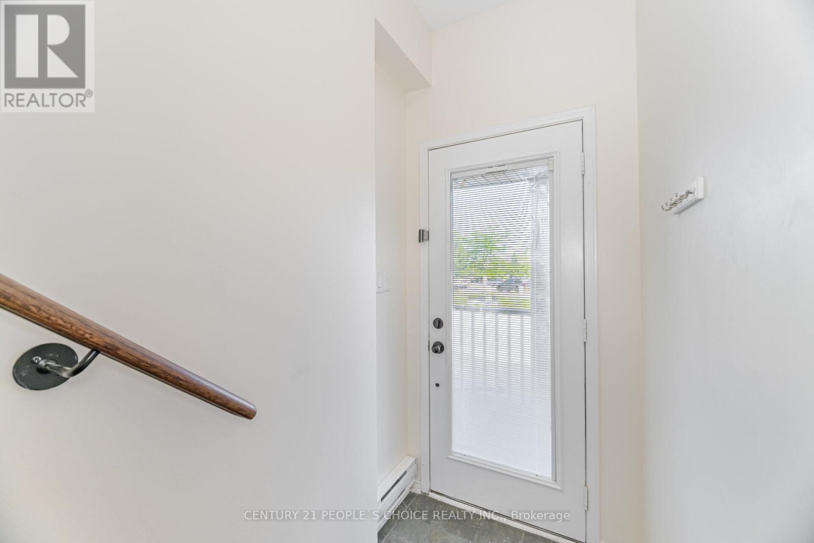 Photo 6 of 2 5605 Oscar Peterson Boulevard, Mississauga ON