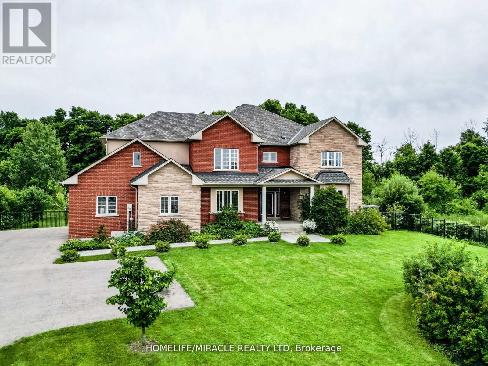 Photo 1 of 24 Allison Court, Halton Hills ON