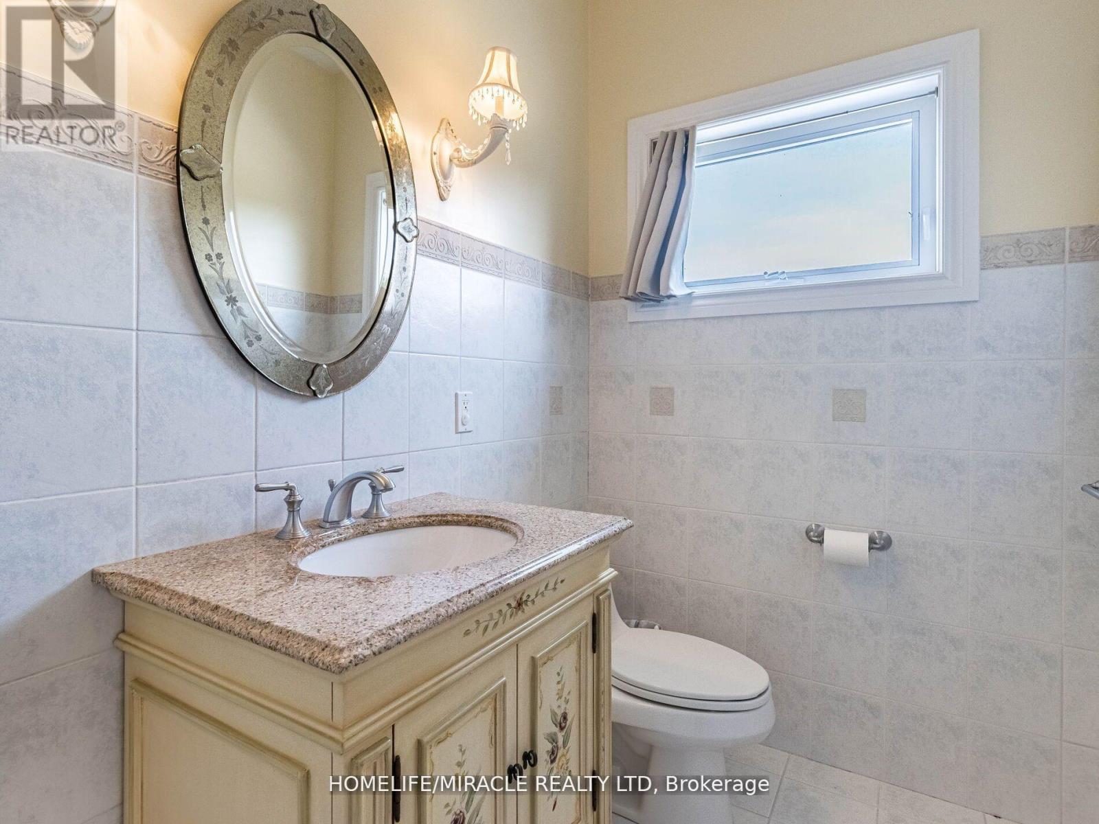 Photo 27 of 24 Allison Court, Halton Hills ON