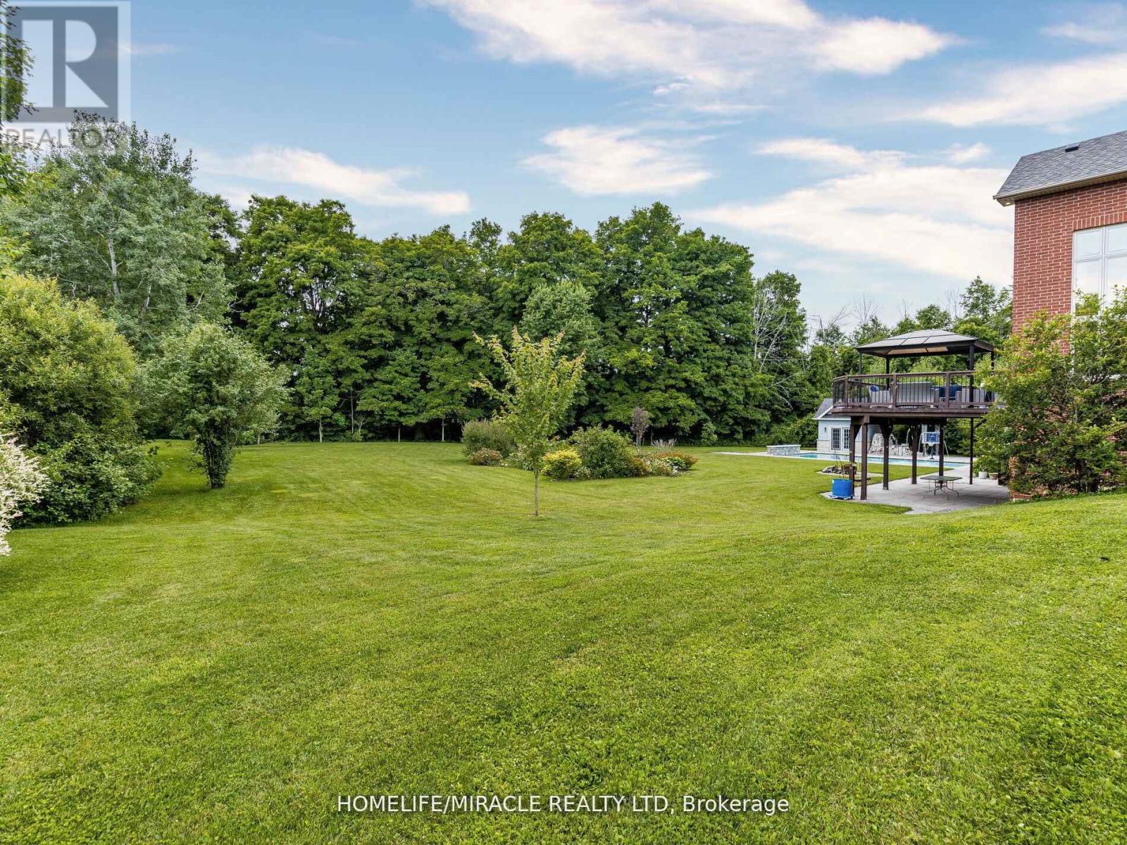Photo 41 of 24 Allison Court, Halton Hills ON