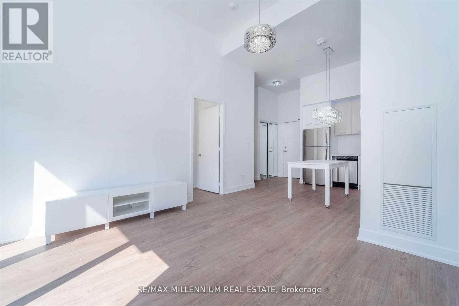Photo 5 of 102 180 Veterans Drive, Brampton ON