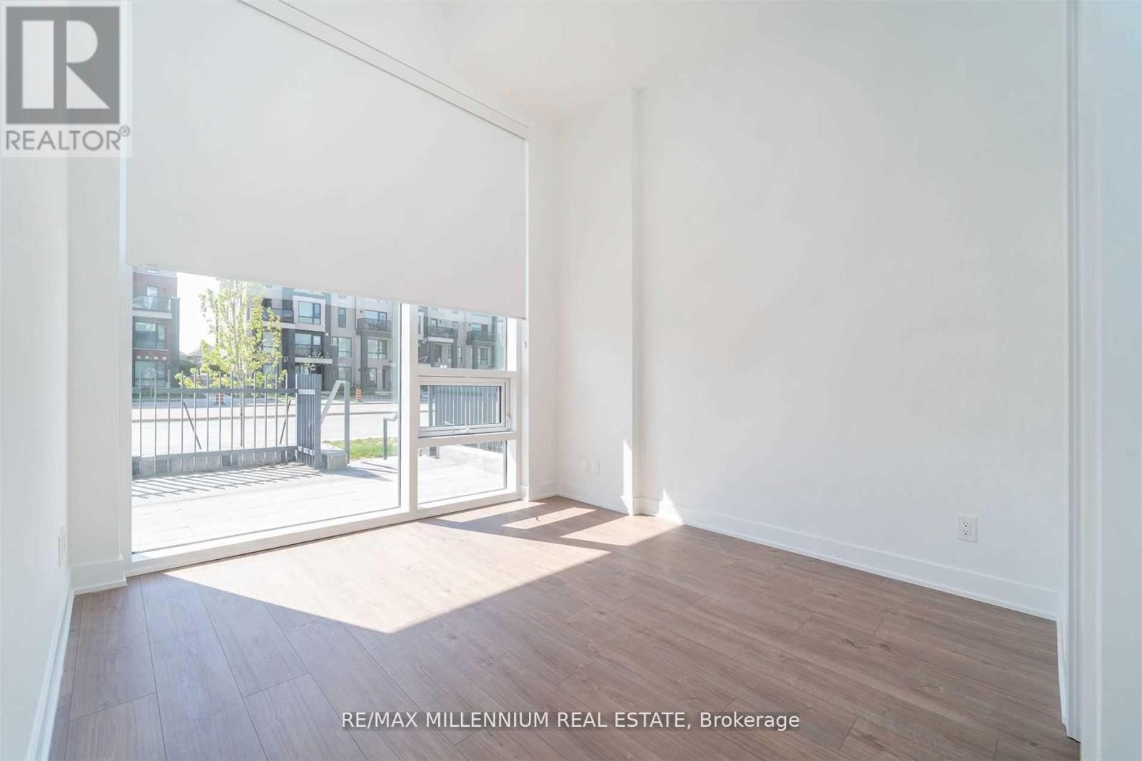 Photo 6 of 102 180 Veterans Drive, Brampton ON