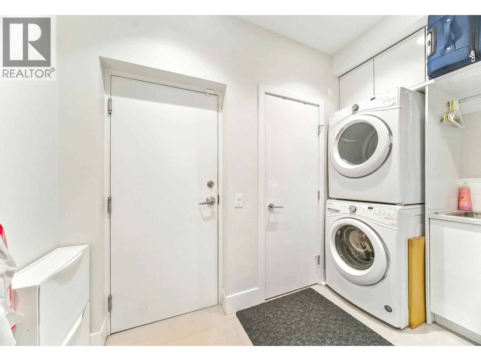 Photo 18 of 276 W 62nd Avenue, Vancouver BC