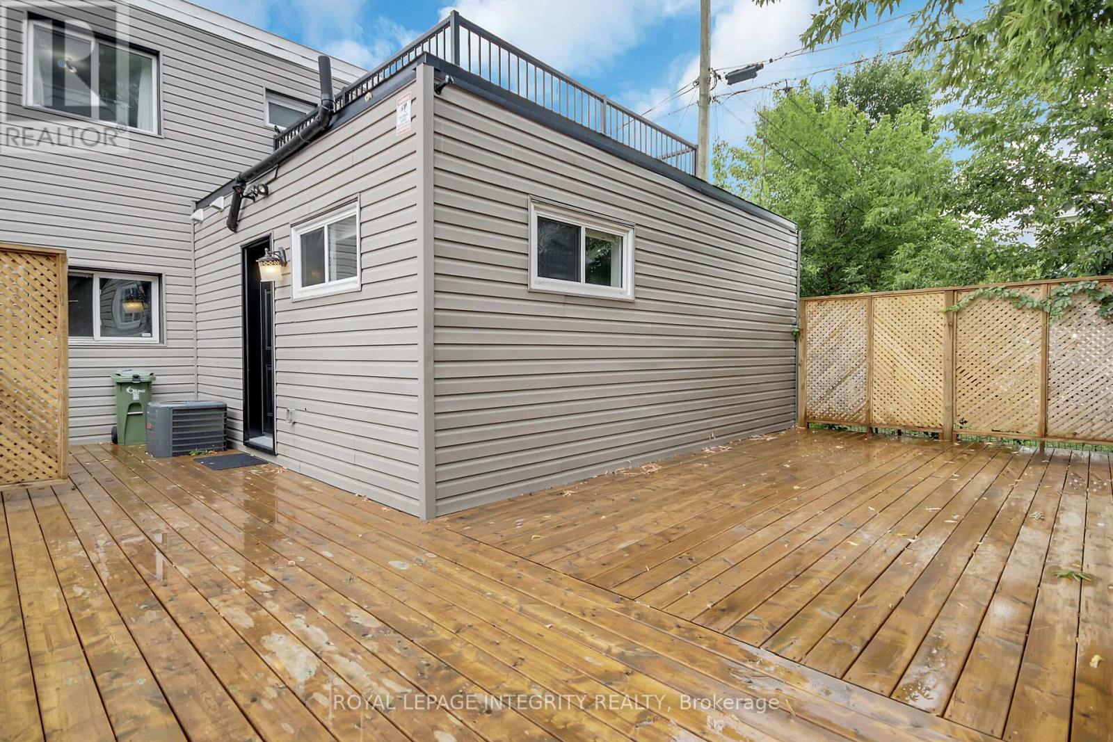 Photo 43 of 209 Hannah Street, Ottawa ON