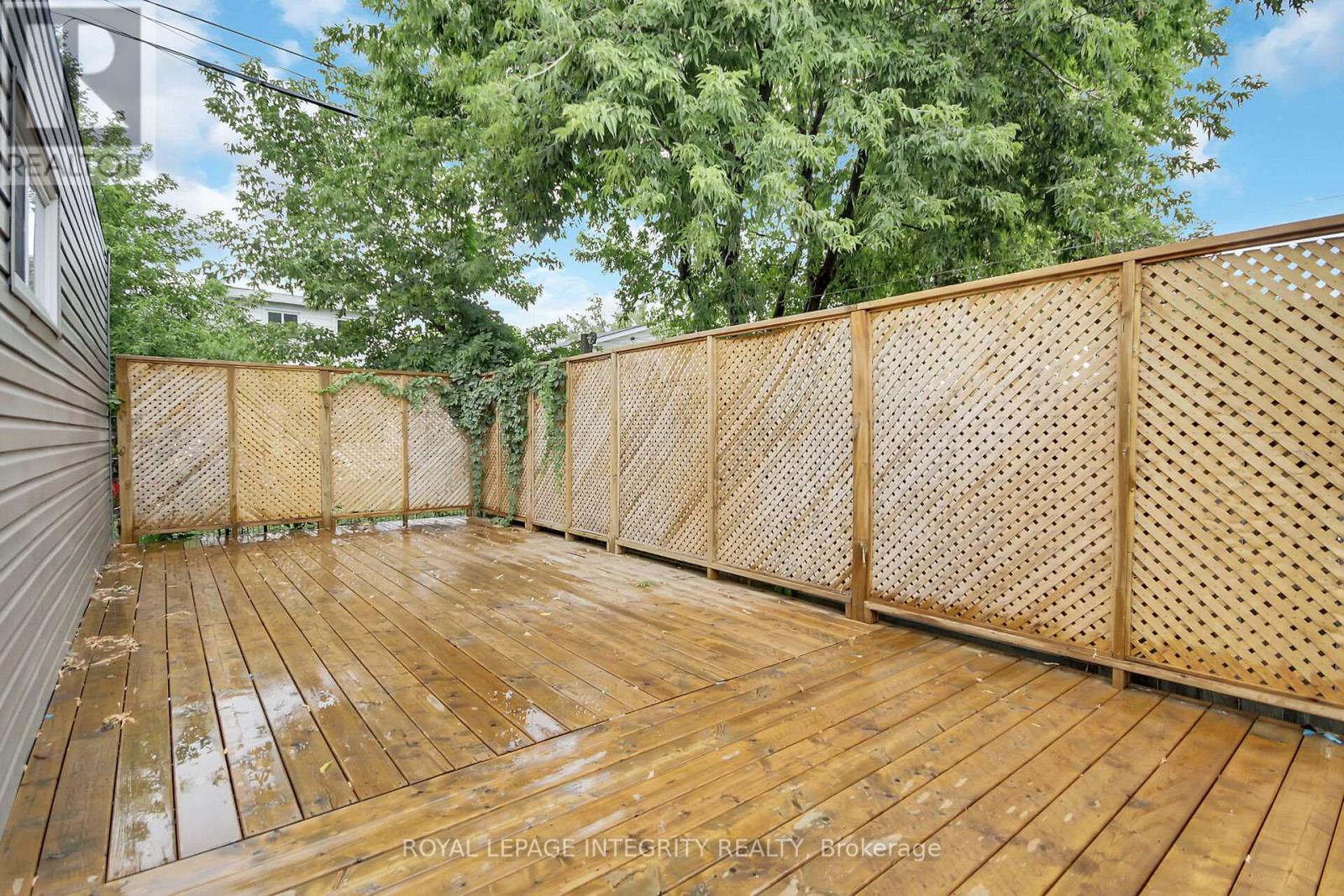 Photo 44 of 209 Hannah Street, Ottawa ON