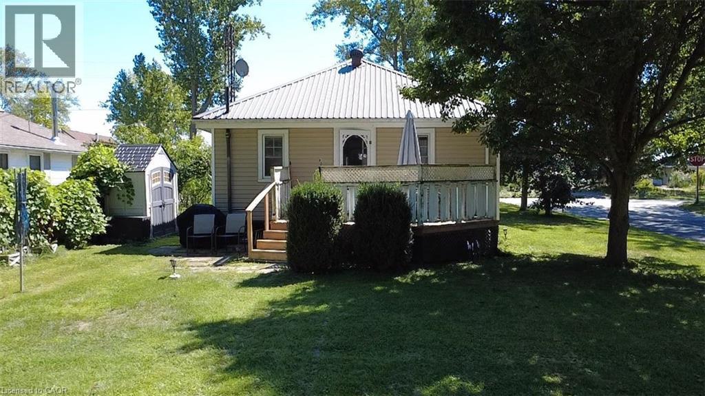 Photo 24 of 88 Erie Boulevard, Long Point ON