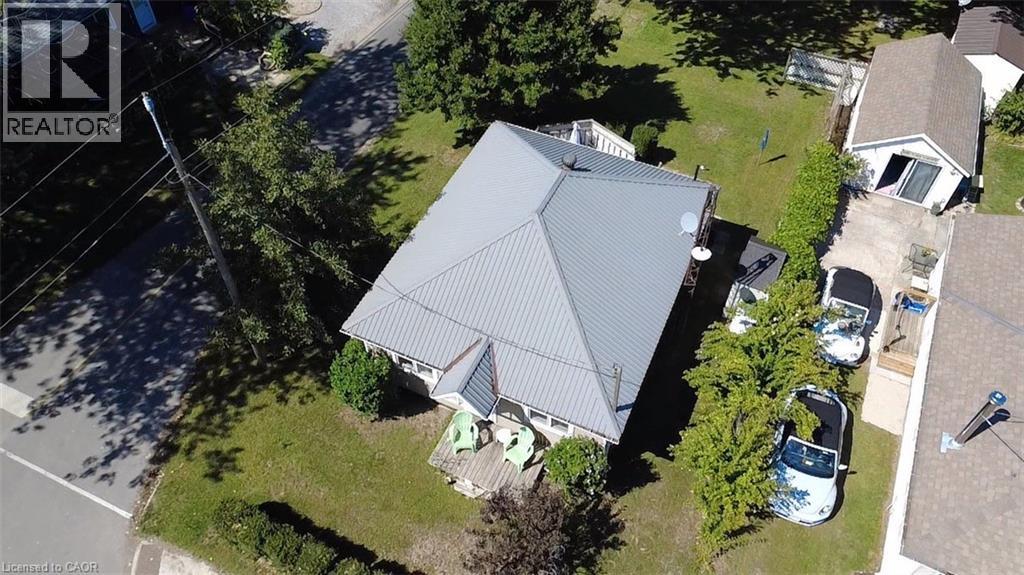 Photo 4 of 88 Erie Boulevard, Long Point ON