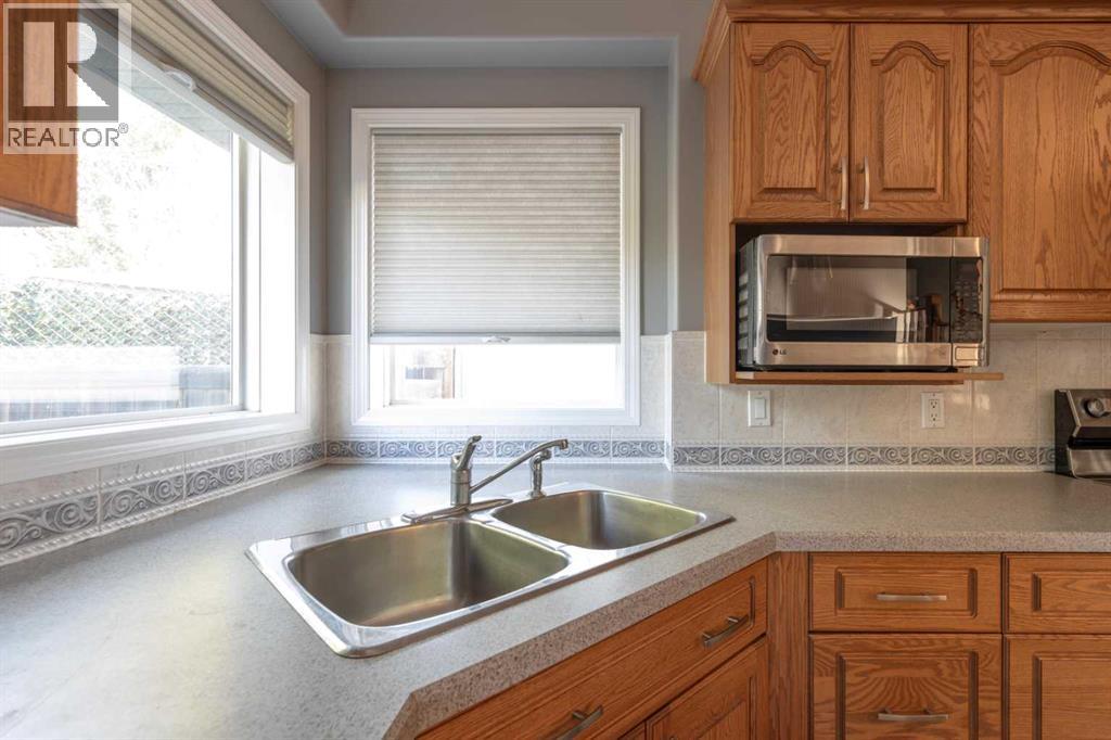 Photo 8 of 3106 65 Ave, Lloydminster AB