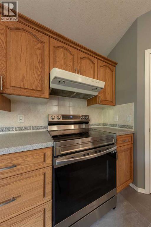 Photo 9 of 3106 65 Ave, Lloydminster AB