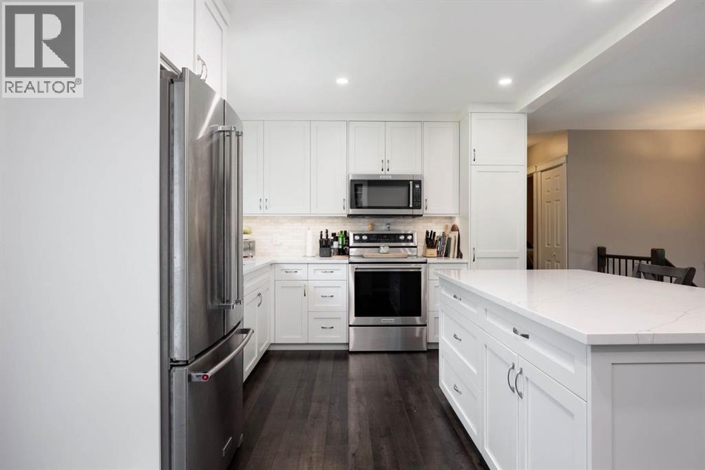 Photo 6 of 525 Beacon Hill Drive, Fort Mcmurray AB