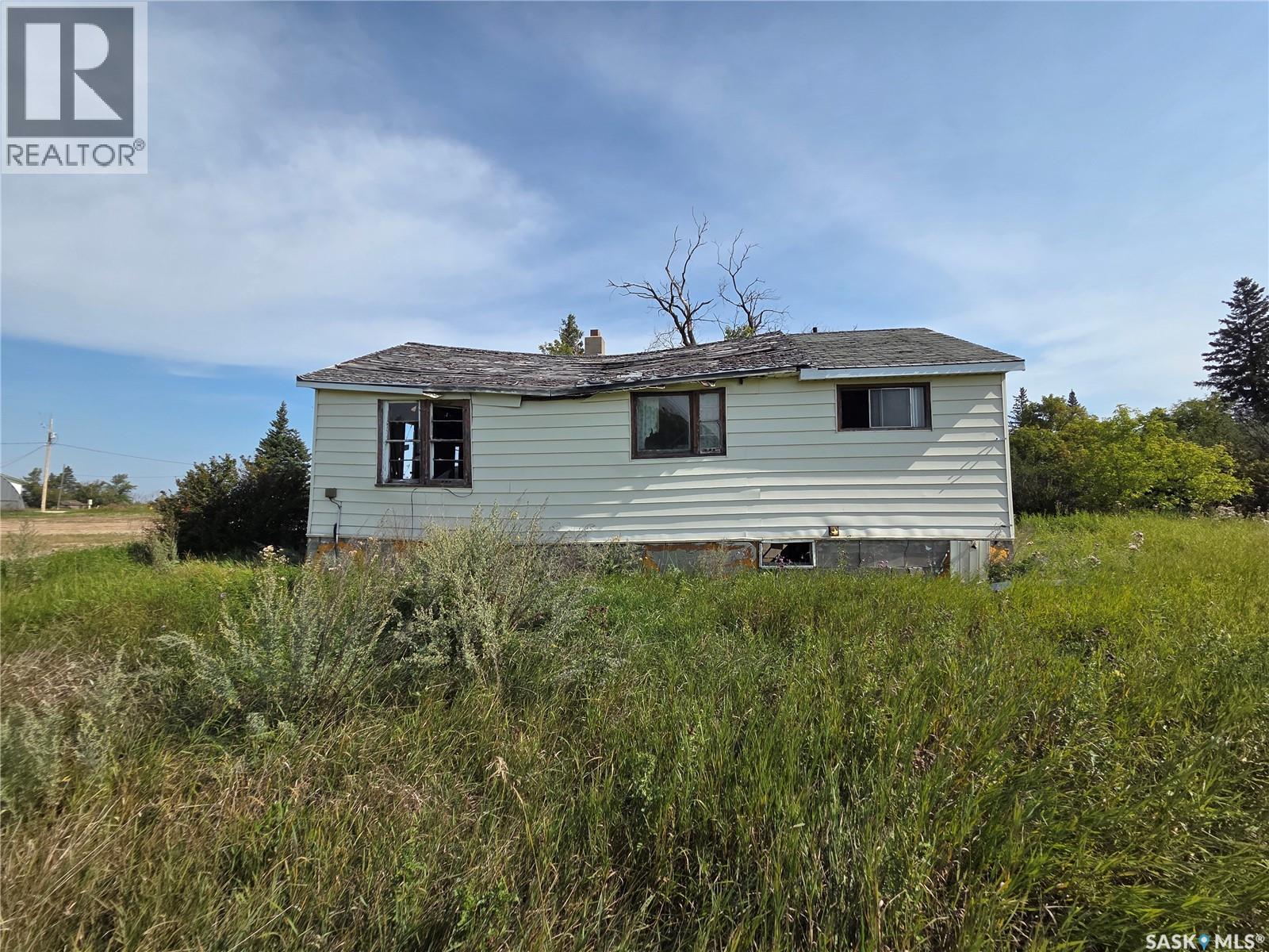 8 Sutherland STREET - 3