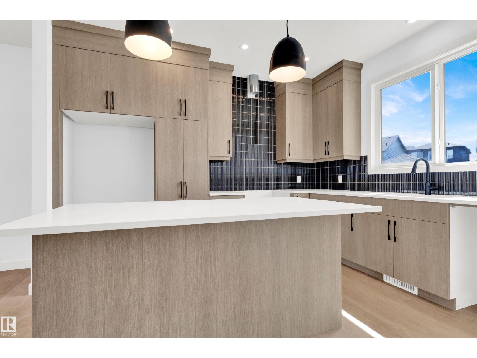 Photo 1 of 266 Paterson Li Sw, Edmonton AB