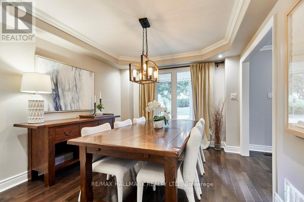 Photo 11 of 10 Glentworth Road, Toronto ON