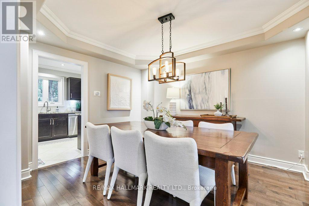 Photo 12 of 10 Glentworth Road, Toronto ON
