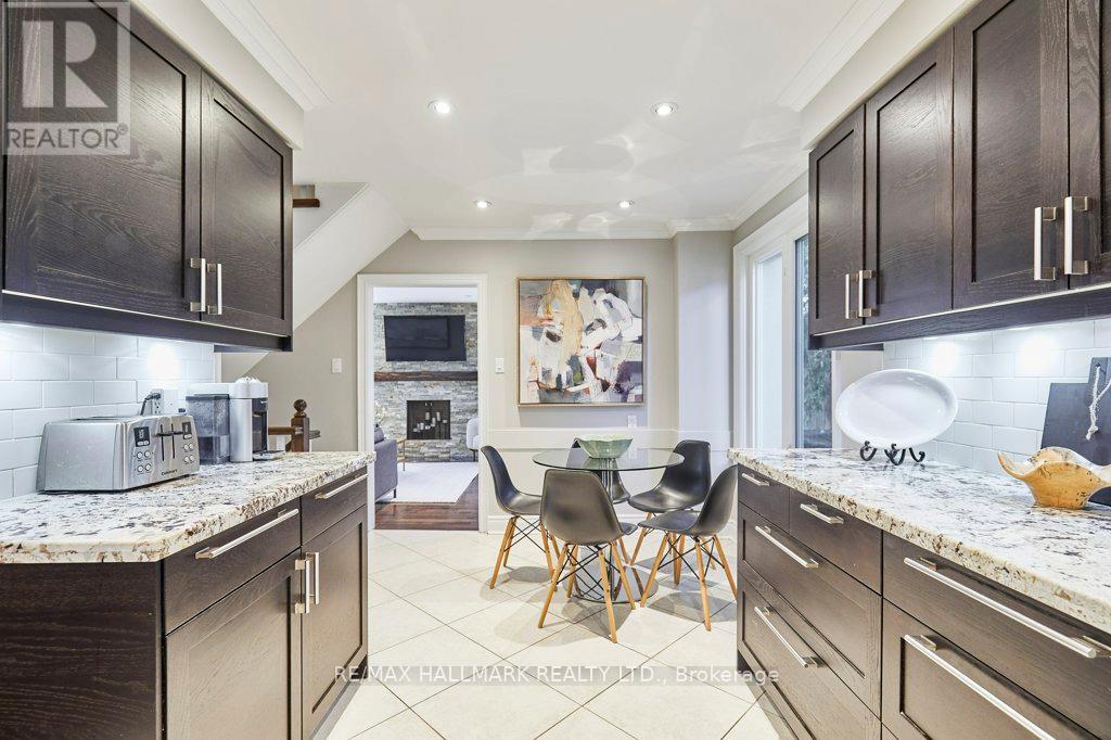 Photo 13 of 10 Glentworth Road, Toronto ON