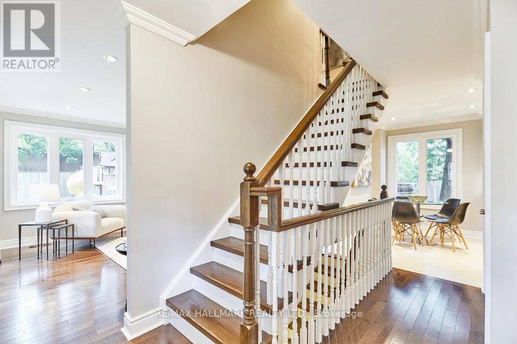 Photo 9 of 10 Glentworth Road, Toronto ON