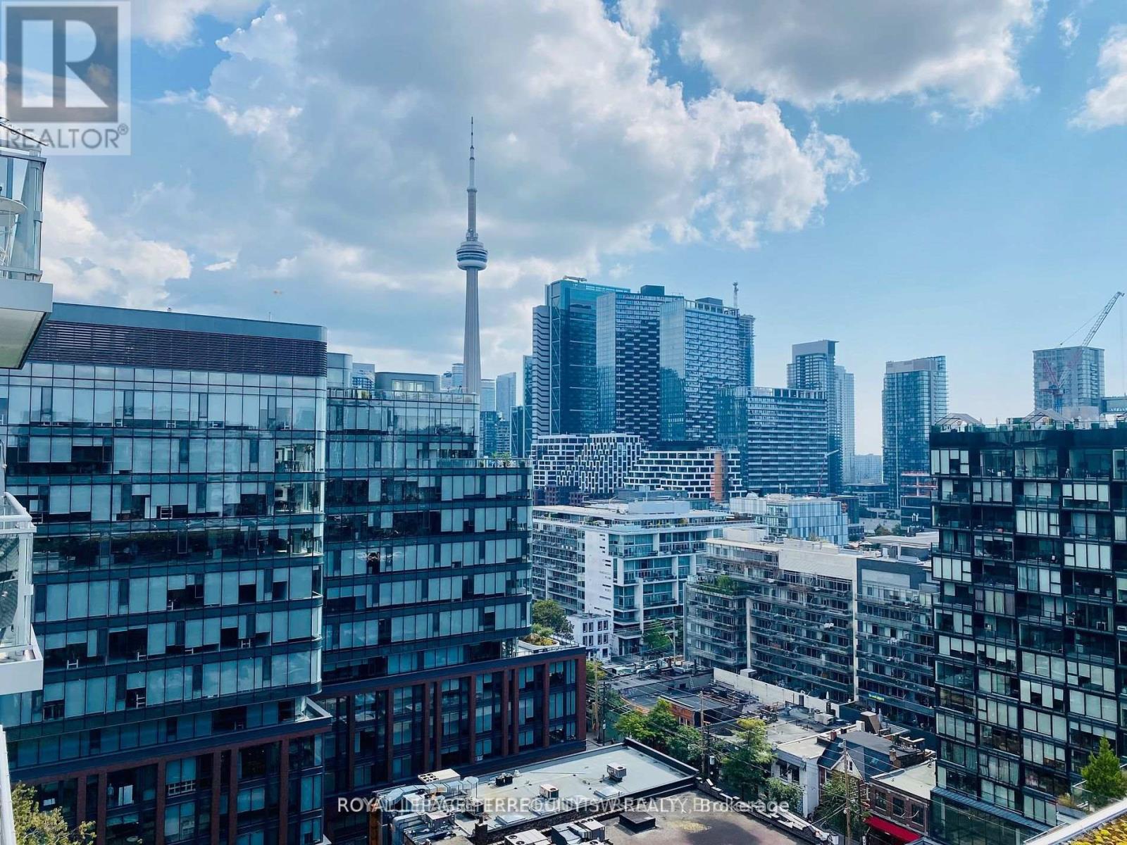 Photo 17 of Lph 28 525 Adelaide Street W, Toronto ON