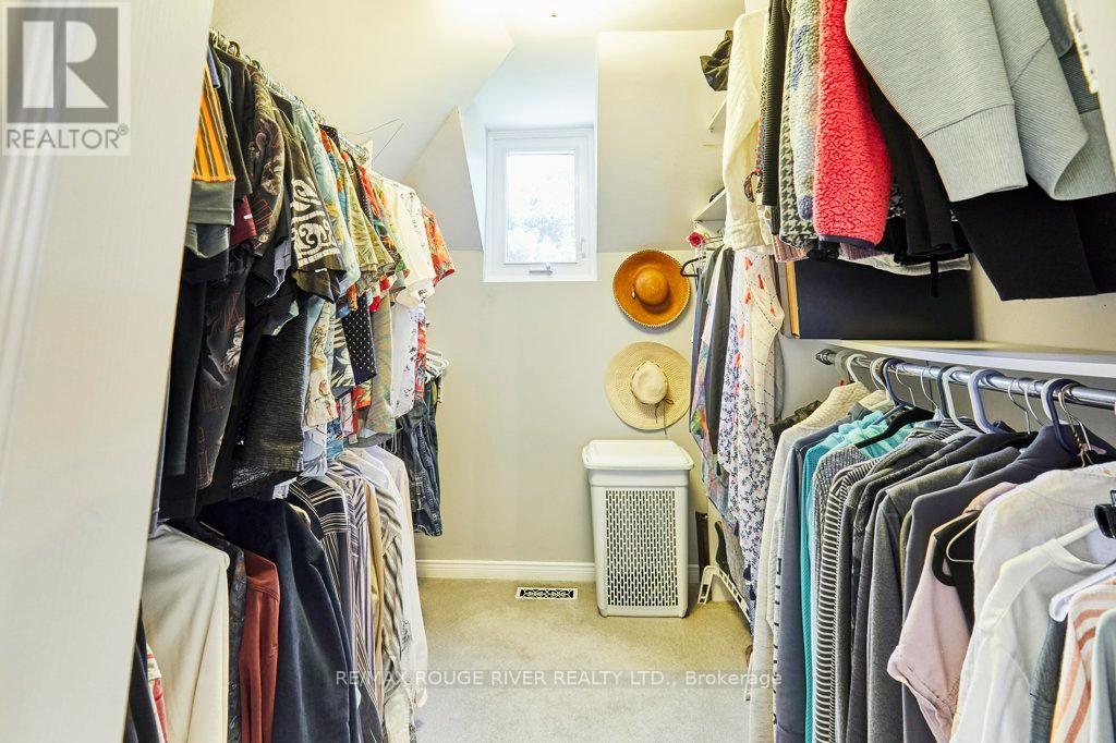 Photo 29 of 14 Karen Ann Crescent, Toronto ON