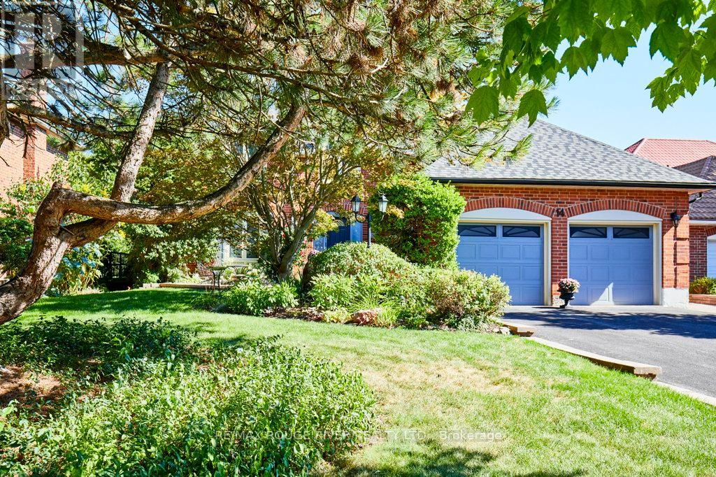 Photo 48 of 14 Karen Ann Crescent, Toronto ON