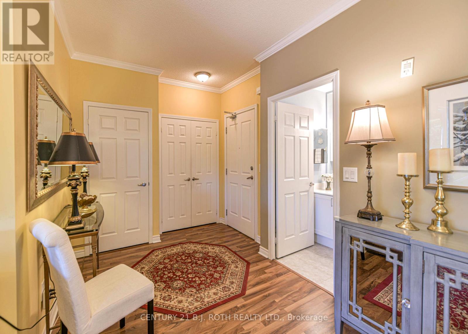 Photo 10 of 304 354 Atherley Road, Orillia ON