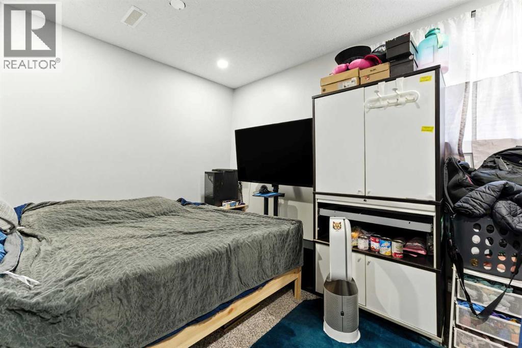 Photo 17 of 218 Whitman Place Ne, Calgary AB