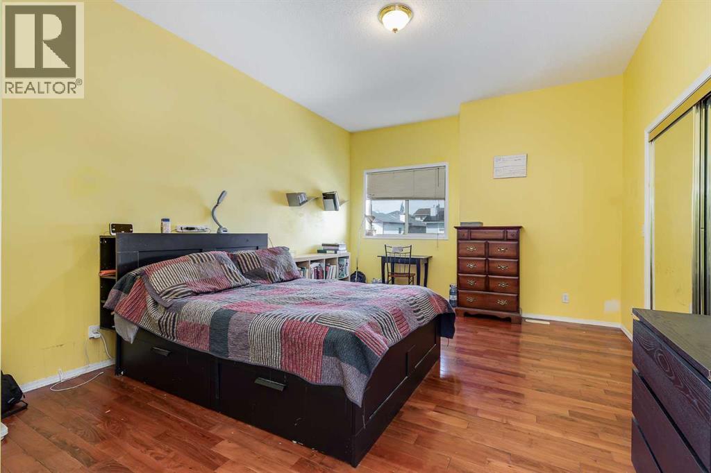 Photo 14 of 127 Tuscarora Way Nw, Calgary AB