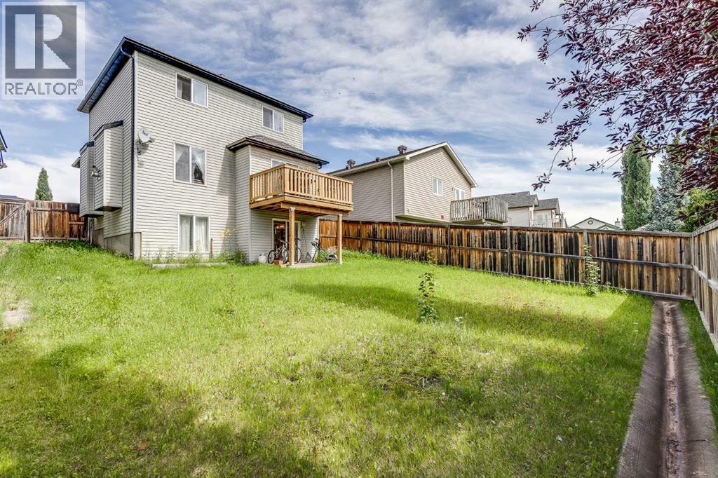 Photo 27 of 127 Tuscarora Way Nw, Calgary AB