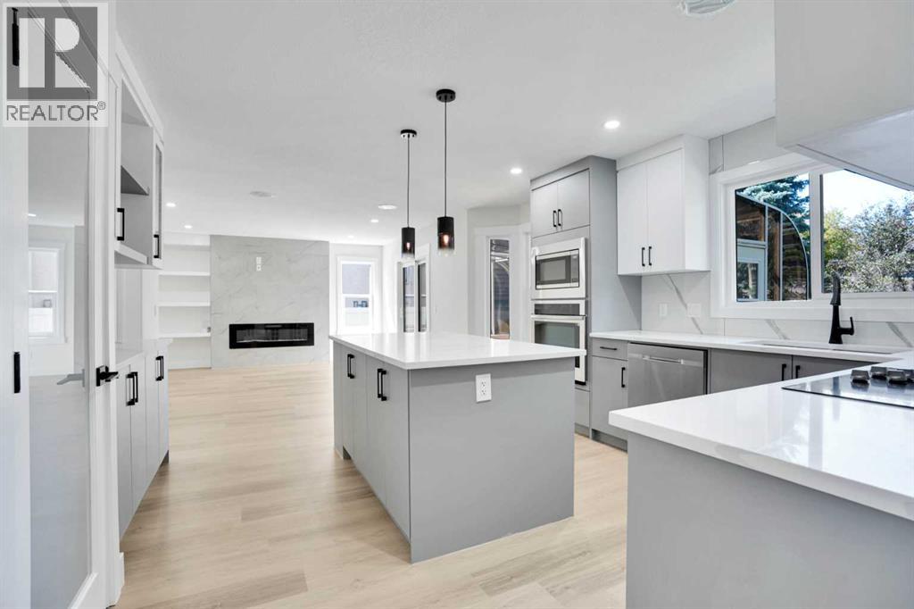 Photo 23 of 13 Shawnee Way Sw, Calgary AB