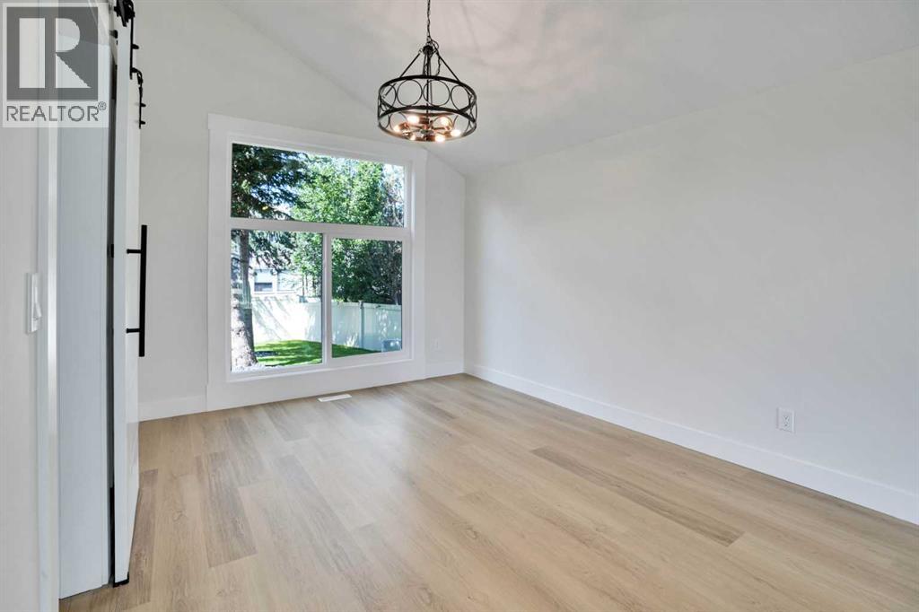 Photo 6 of 13 Shawnee Way Sw, Calgary AB