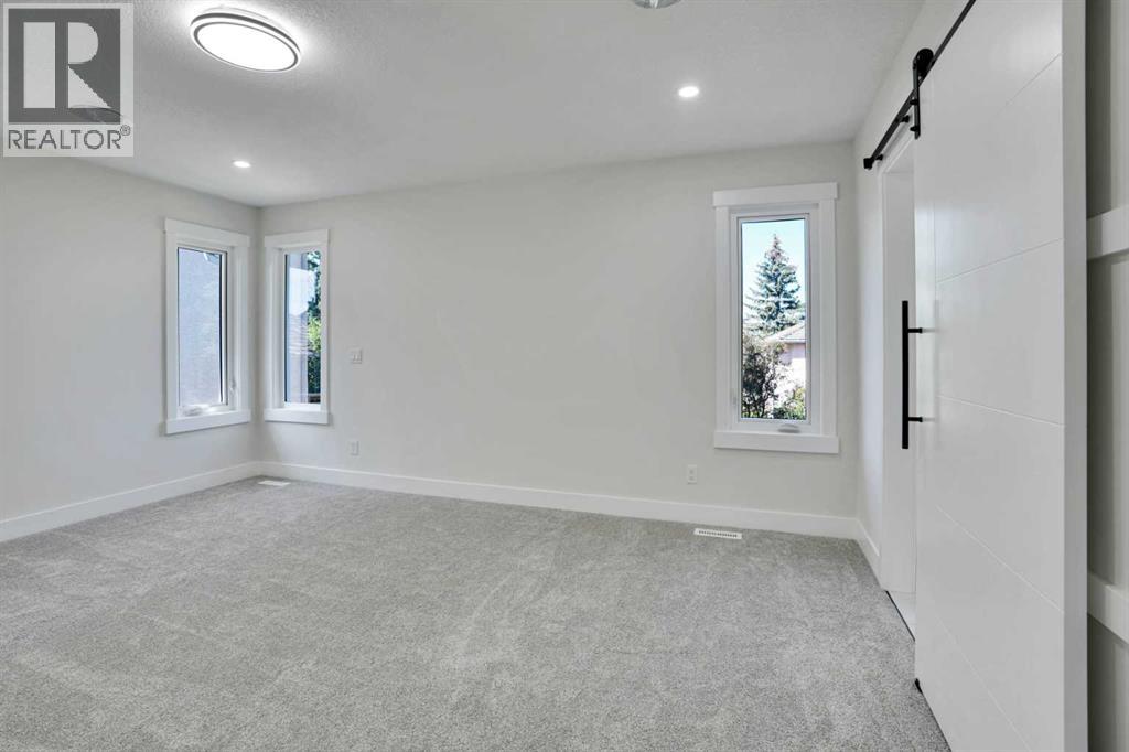 Photo 29 of 13 Shawnee Way Sw, Calgary AB