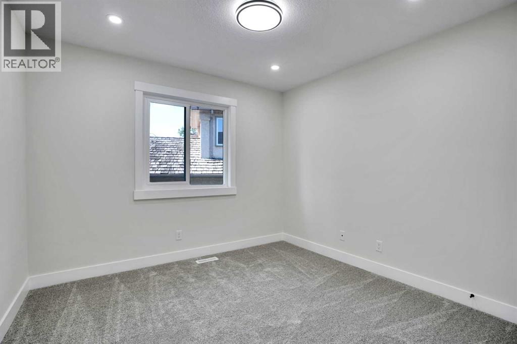 Photo 36 of 13 Shawnee Way Sw, Calgary AB