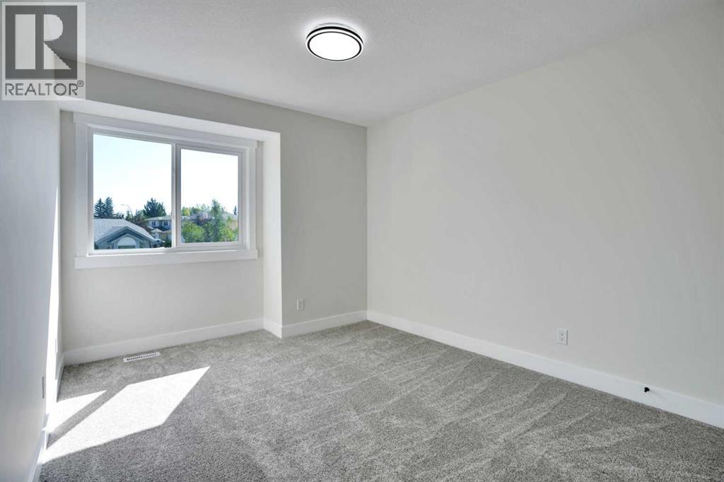 Photo 43 of 13 Shawnee Way Sw, Calgary AB