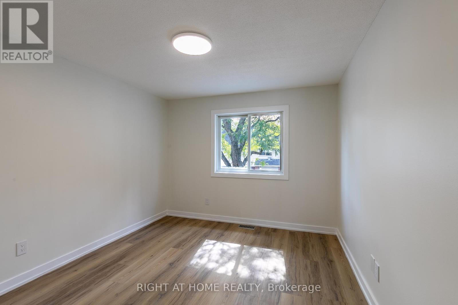 Photo 21 of 15 2669 Southvale Drive, Ottawa ON